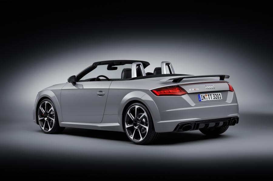  Audi TT RS Roadster (8S) 2016 года  (WW) (фото 40 из 57)